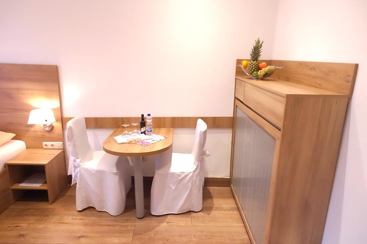 Gasthof&restaurant Am Kreuz Hotel Essen